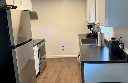 Williston Apartment | Modern 2BR Retreat Central Williston Location