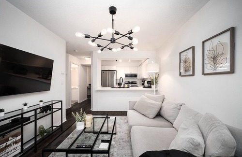 Bay Cloverhill Condo | Modern 2BR Style + Balcony in Downtown Toronto
