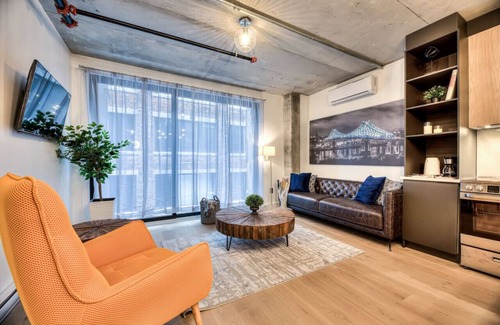 Old Montreal Apartment | Modern 2BR Suite Old Montreal B3