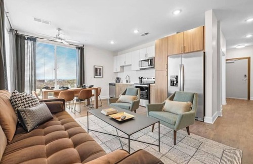 Sobro Apartment | Modern 2BR w/2 King Beds – Near Broadway