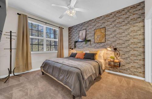 Westchase Apartment | Modern 2br2ba W King Bed, Pools Gym #1