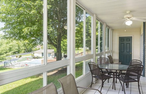 Branson Condo | Modern 3-bed 3-bath Condo - No Stairs! New kitchen!