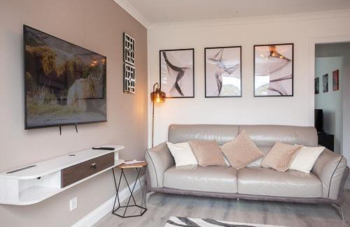 Balloch Apartment | Modern 3 Bed Flat Balloch