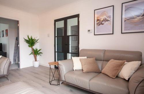 Balloch Apartment | Modern 3 Bed Flat Balloch