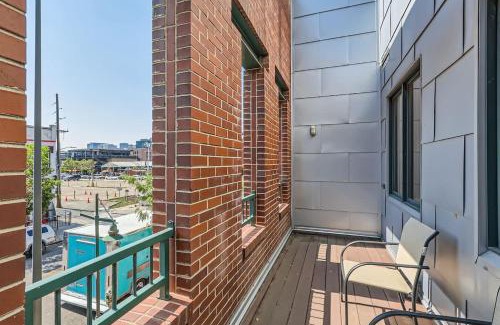 Ballpark Apartment | Modern 3 Bed Loft in the Heart of Lodo