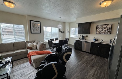 Clearfield Apartment | Modern 3 bedroom apartment with massage chair! Minutes to Hill Air Force Base!