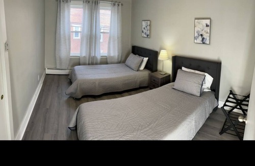 Nazareth Apartment | Modern 3 Bedroom Apartment in Downtown Nazareth