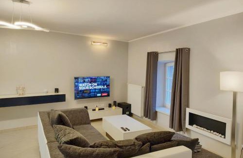 Useldange Apartment | Modern 3 Bedroom Apartment near Useldange Castle