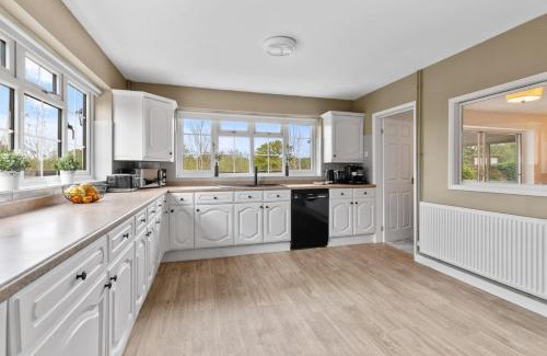 Newbold Coleorton Apartment | Modern 3 Bedroom Bungalow with Style & Comfort in Leicestershire
