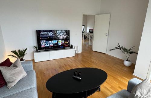 Tananger House | Modern 3-bedroom house with sea-view