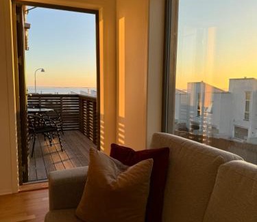 Tananger House | Modern 3-bedroom house with sea-view