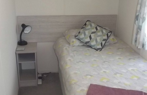 Offenham Cabin | Modern 3 bedroom lodge at Avonvale Holiday Lodges