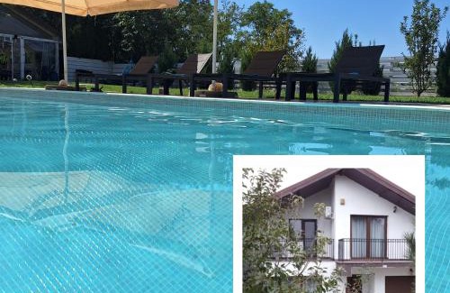 Popesti-Leordeni Villa | Modern 3 bedroom house with a private pool