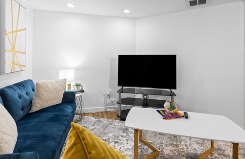 Townline Hill House | Modern 3 Bedroom Suite with hot Tub