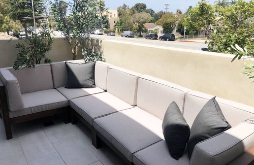 Culver - West House | Modern 3 Bedroom Townhouse 5 mins from Venice