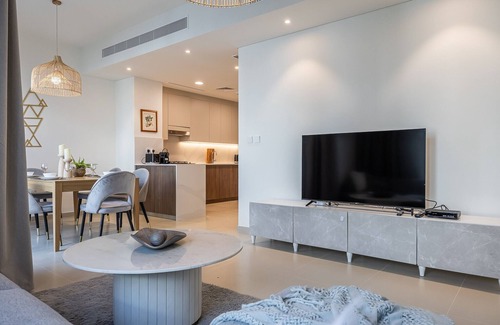 Dubai Ski Chalet | Modern 3-Bedroom Villa with Garden | Tilal Al Ghaf | Family-Friendly/B245