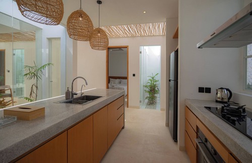 Tanjungbenoa Villa | Modern 3 bedrooms pool villa near the beach, shops, and restaurants