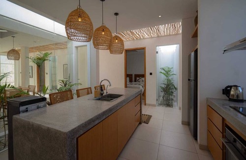 Tanjungbenoa Villa | Modern 3 bedrooms pool villa near the beach, shops, and restaurants