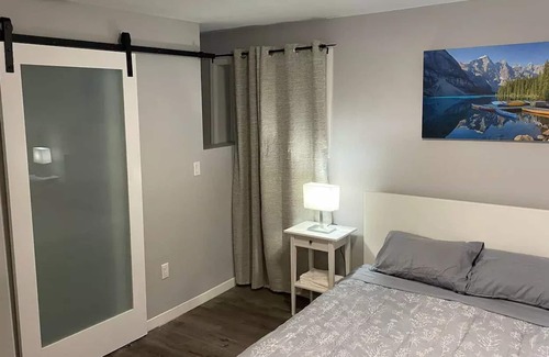 Lower Sackville House | Modern 3 BR Lower Level Unit - Family Friendly w/ Free Parking