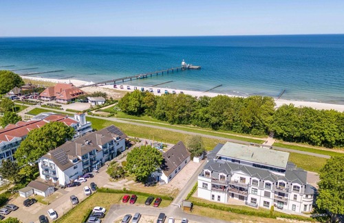 Zingst Apartment | Modern 3-room apartment directly behind the Baltic Sea dyke - Logierhaus Friedrich
