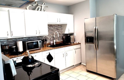 East Price Hill House | Modern 3 Story Italianate Row House