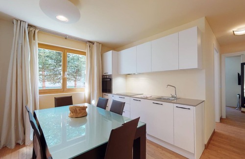 Madulain Apartment | Modern 3½-room apartment on the ground floor, approx.