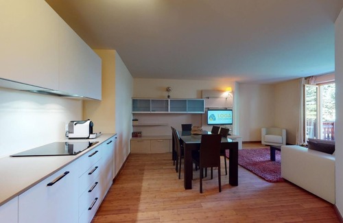 Madulain Apartment | Modern 3½ room flat on the ground floor, approx.