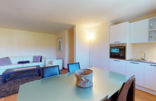 Madulain Apartment | Modern 3½ room flat on the ground floor, approx.