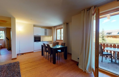 Madulain Apartment | Modern 3½ room flat on the ground floor, approx.
