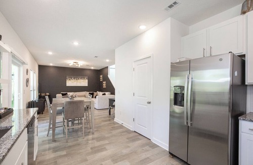 West Akron House | Modern 3Bdrm Home | Family-Friendly, Close to Zoo