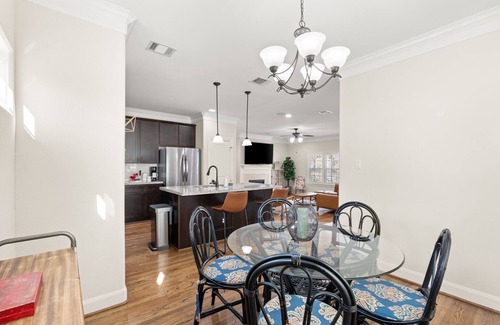 Shady Acres House | Modern 3BR 3.5BA townhome in The Heights - Putting green & walkable to hotspots