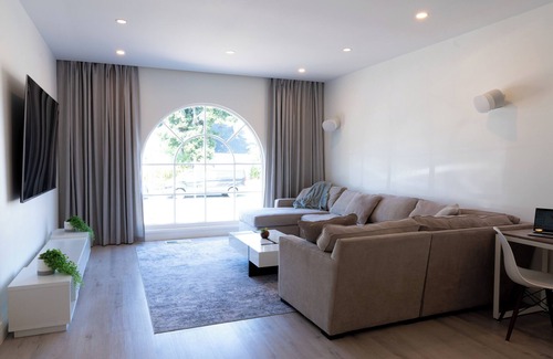 Central San Mateo House | Modern 3BR/3BA House 8min from SFO