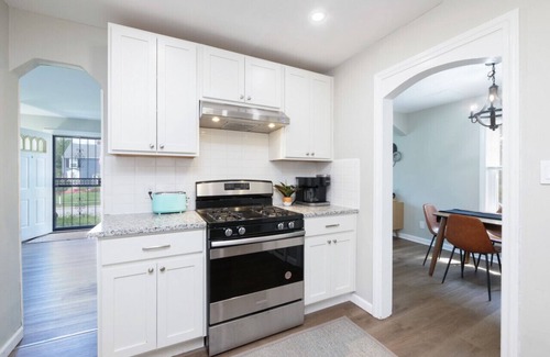University Heights Apartment | Modern 3BR home next to park, office space, & more