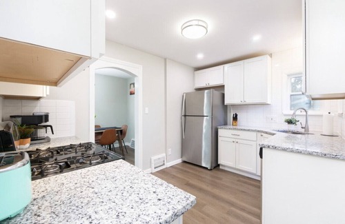 University Heights Apartment | Modern 3BR home next to park, office space, & more
