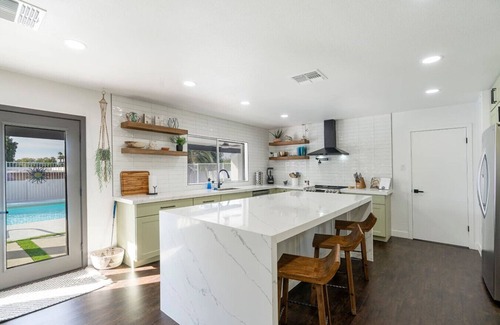 Moon Valley House | Modern 3BR Home w/Heated Pool, Games & Parking