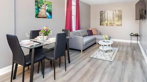 Sandy Hill Apartment | Modern 3BR in Sandy Hill - Walk to Byward Market
