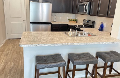 Atascocita House | *MODERN 3BR TOWNHOME NEAR DOWNTOWN HOUSTON*