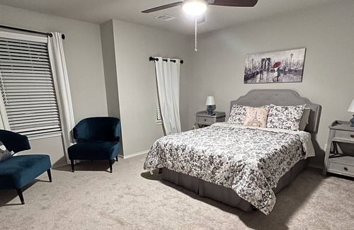 Atascocita House | *MODERN 3BR TOWNHOME NEAR DOWNTOWN HOUSTON*