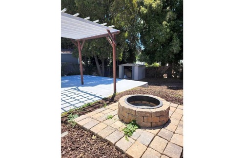 Oakland House | Modern 4 Bd Bungalow S Leandro-Oakland Wash Dryer