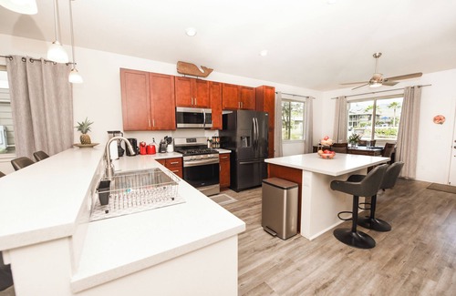 Ewa House | Modern 4-bedroom house in family-friendly Hoopili with WiFi, AC