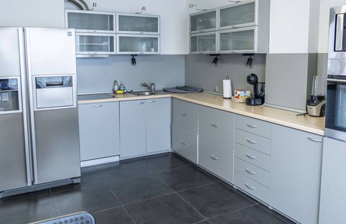 rayon Triaditsa Condo | Modern 4-bedroom penthouse with a panoramic view