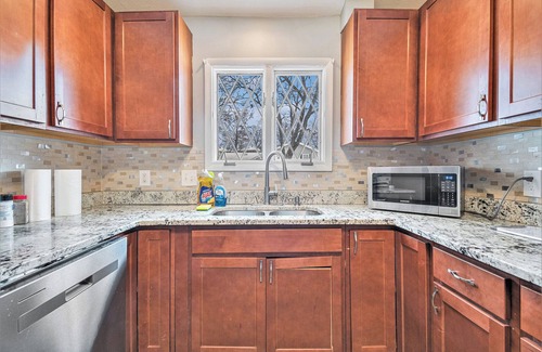 West Omaha House | Modern 4-Bedroom Retreat