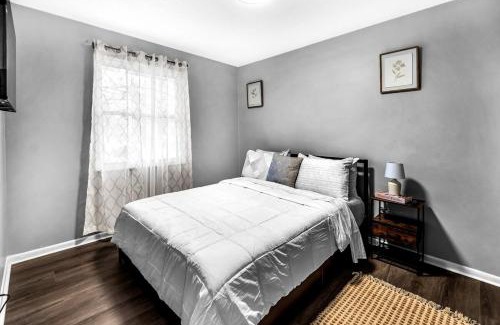 Decatur House | Modern 4bedrooms Home Near Lake Decatur