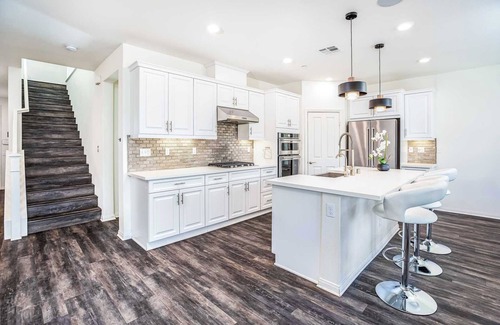 Upland House | Modern 4BR｜Fenced Yard｜Office Space｜Relaxing Outdoor Area｜Park Nearby#41279