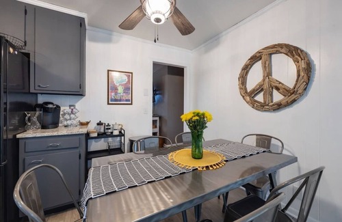 Nashville House | Modern 4BR Home, Peaceful, 12 Mins to BRWY