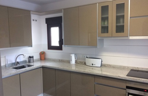 Costa Esuri Villa | Modern 5 bed Villa with pool and private parking on Spanish & Portuguese border