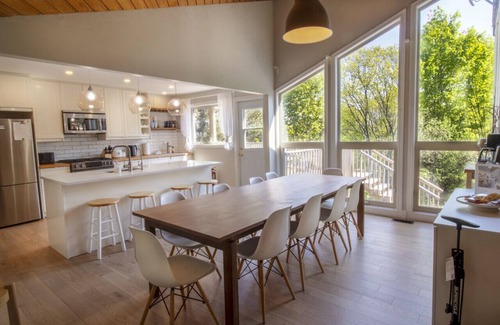 Tiny Cottage | Modern 5 Bedroom Farmhouse with Pool and Pond on 55 acres of Land!