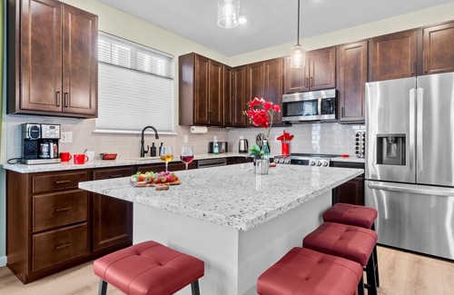 Superior House | Modern 5BR Getaway | Hot Tub, Game Room, Fireplace, Grill & Pet-Friendly Stay