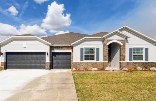 Port Saint Lucie House | Modern 5BR Getaway, PS5 & Board Games - Port St. Lucie, Florida