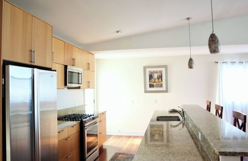 Wildwood House | Modern 6 Bedroom Wildwood Beach Getaway